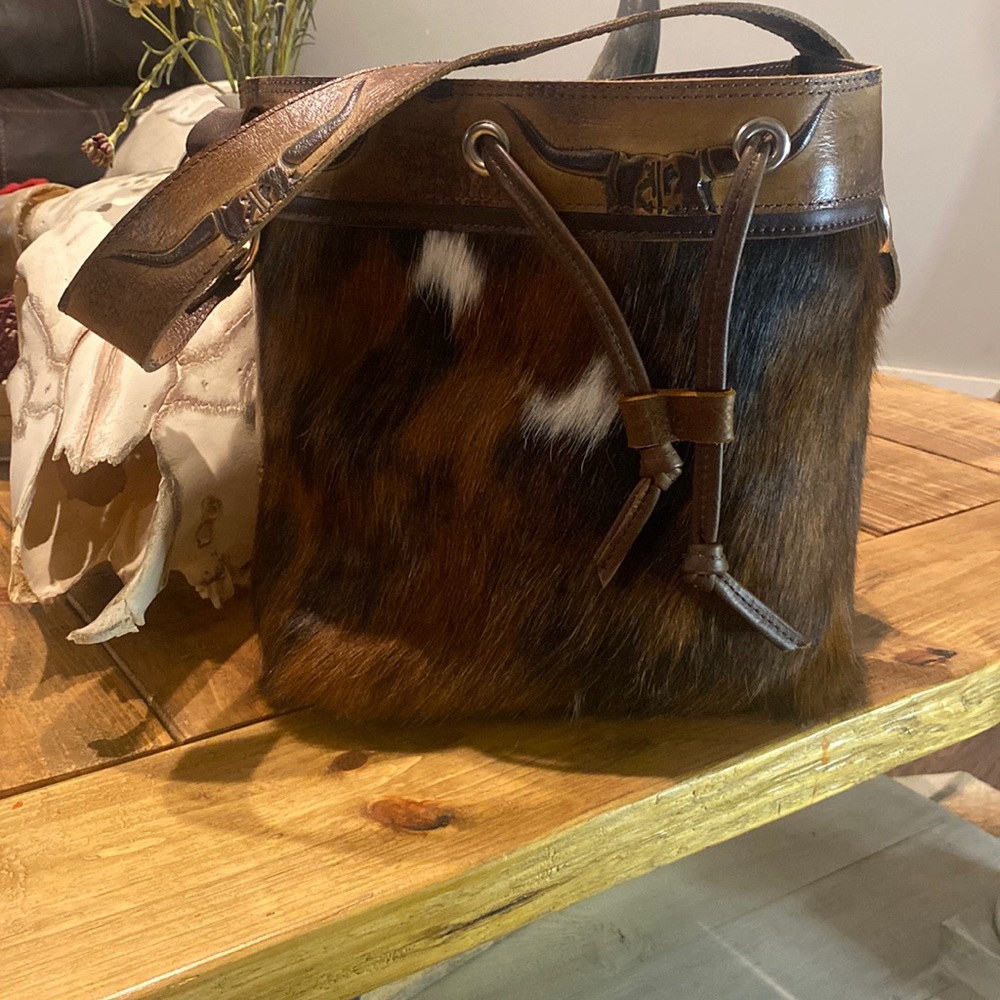 Purse longhorn hair on hide bucket purse